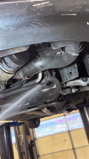 Oil Leak Fix on Audi S4 B5 Turbo: Cam Seals, Valve Cover & Turbo Inspection