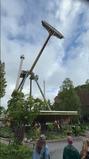 Flying High at Linnanmäki 🎡 | Ilmassa Linnanmäellä