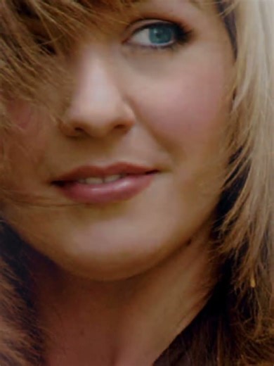 The Angelic Voice That Disappeared…” — Lisa Kelly” ✨ MusicLegends, #IrishSinger