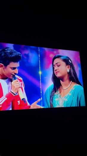 Ayush Gupta on Instagram: "Hame tv pe dikharha hain @gitashree_chowdhury 🥹🫶🏻 Hoyeche boli ki shon❤️ Haha, full episode dekhne k liye install zee5🙏🏻"