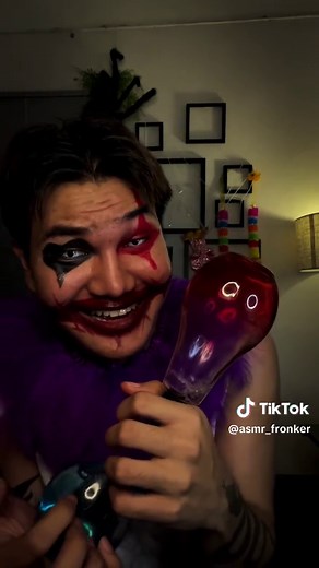 ASMR Fronker บน TikTok