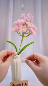 19K views · 4K reactions | #inspirasi #pipecleanerflowerstutorial #tutorial #handmade #diy #diycraft #kerajinantangan #jualkawatbulumercy #pipecleaners #kreasibungaakrilik #manikmanik #kreasibungasegar #tutorialbungaakrilik Buat inspirasi yaa mom, Kreasi kawat bulu mercy | Bilqis Colection | Facebook