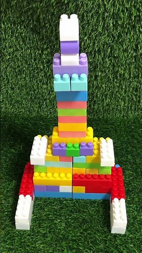 My new walking LEGO robot!🧱Follow for more 🙏 #LEGORobot #WalkingRobot #LEGO