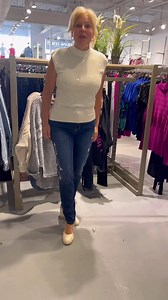 1.4K reactions · 980 shares | Capsule du 30 Juillet On adore la collection Frank Lyman 殺 N'oubliez pas d'aimer et de partager Disponibles dans nos 4 boutiques et en ligne https://lilyvogue.ca/collections/frank-lyman | Lily Vögue | Facebook