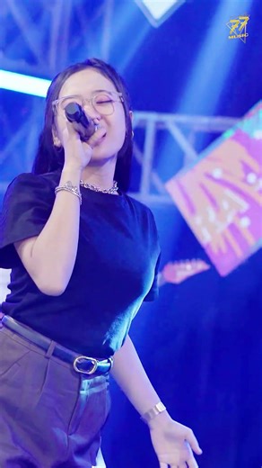 Paite kopi Luwih pait cintaku, Ra ono manis manise.. ( VIA AMELIA - PAITE KOPI ) #shorts