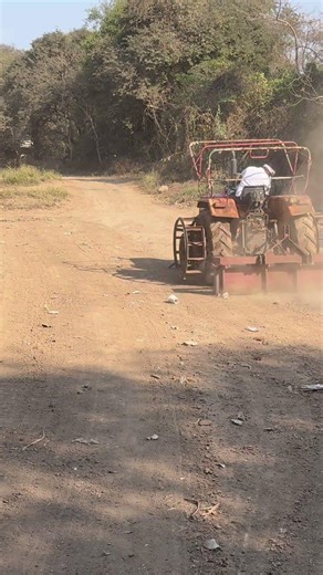 Today’s me and my tractor level ground spot #viral #mahindra #farming #tractor