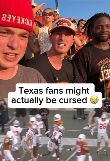 How does that happen?? 😭😭 Ohio State is dominating Texas in the 1st half! 😳 #cfb #collegefootball #texaslonghorns #ohiostate #fyp