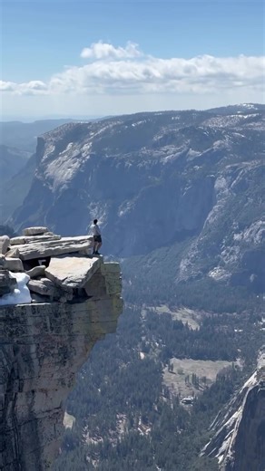 Why Live Streaming Is So Engaging