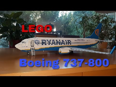 LEGO Ryanair Boeing 737-800