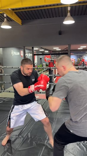 ULTIMATE BOXING GAME on Instagram: "Va asteptam in numar cat mai mare si speram sa va placa! 🥊❤️"