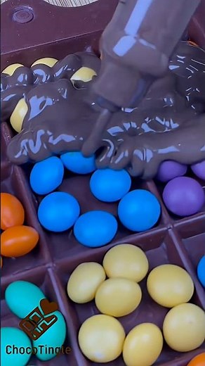 Dark Chocolate with M&M & Heart-Shaped Marshmallow🌈♥️🍫