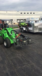 Avant Tecno USA has partnered with Ryan's Equipment to introduce the Brush Rake. Made in Michigan, the Ryan Brush Rake features a heavy duty design with plenty of clamping power ideal for loading and piling brush, logs, rocks and light demolition. Just in time for Spring cleanup! | Avant Tecno USA