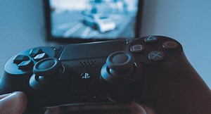 Le premier émulateur PS4 fonctionnel vient de voir le jour sur PC - Geeko
