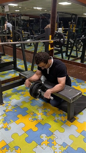Arian | Fitness Coach on Instagram: "I can literally never do reverse wrist curls ever again"