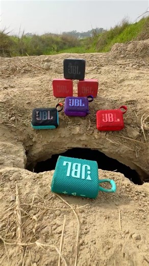 Jbl go3 speaker drop in water pool bass testing