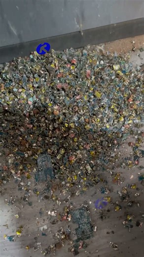 How Electronic Circuit Boards Are Shredded for Recycling ♻️ #PCBRecycling #EWaste #shredder #scrap