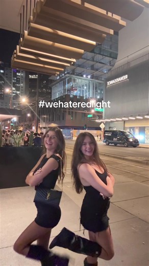 Experiencing the Arizona Hot Bus