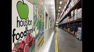 Houston Food Bank encourages federal workers to visit pantries for assistance