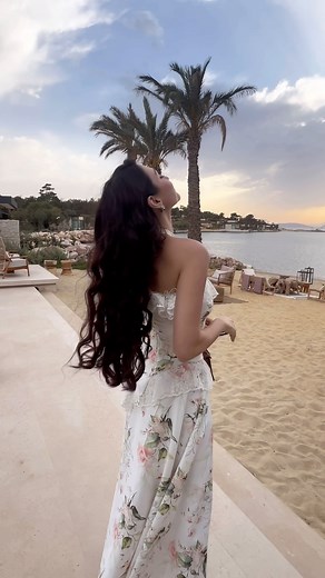 Jessy Abdo on Instagram‎: "What a Magical place 🤍 @ooaesthesis @ooresorts @hhart.uae @guerlain #jessyabdo #جيسي_عبدو #athens #greece #glyfada"‎