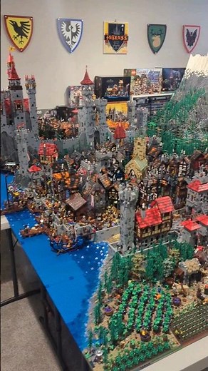 Huge LEGO Castle by Intenss Bricks