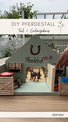 🏡 myhomestory by Fati & Besi on Instagram: "Teil 2 & Endergebnis: Pferdestall DIY für 8 Schleich-Pferde🐴😍 #pferdestall #dıy #pferdestalldiy #pferdehof #diycrafts #diyprojects #kidsdiy #kinderzimmer #kidsroominspiration #kidsroom #kinderzimmerideen #pferdemädchen #pferdeliebe #schleich #schleichhorse #schleichhorses #schleichpferd #schleichpferde #myhomestory #fatibesi"