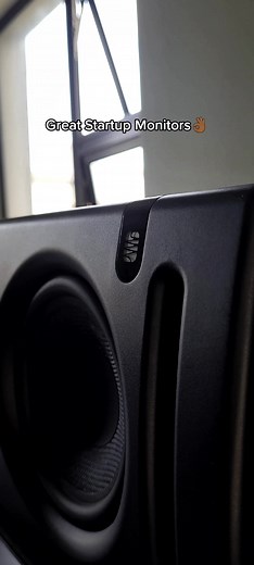 Long-lasting PreSonus Eris E5 Studio Monitors