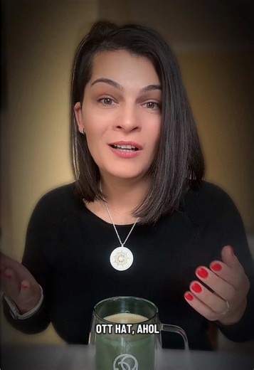 A Ganoderma lucidum, vagy más néven pecsétviaszgomba, az egyik legismertebb és legsokoldalúbb gyógygomba, amelyet gyakran a „gyógygombák királyaként”emlegetnek. Ázsiában már évszázadok óta alkalmazzák gyógyászati és rehabilitációs célokra, hagyományosan a vitalitás és a hosszú élet szimbólumaként tartják számon. Számos bioaktív vegyületet tartalmaz, melyek közül kiemelkednek: Poliszacharidok – immunrendszert támogató, immunmoduláns hatásuk révén; Triterpének – gyulladáscsökkentő, antihisztamin é
