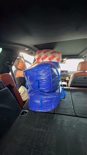 BMW X5 Cargo Capacity, Tested and Timed In Satisfying ASMR Style