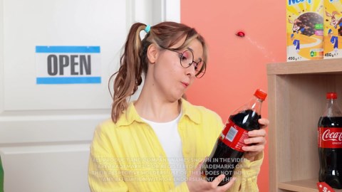 Epic Food Stacking Showdown: Tiny, Medium, or Mega?