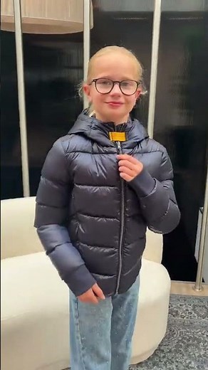 Een Parajumpers girls winterjas is alles wat ze nodig heeft deze winter 🤍 #parajumpers