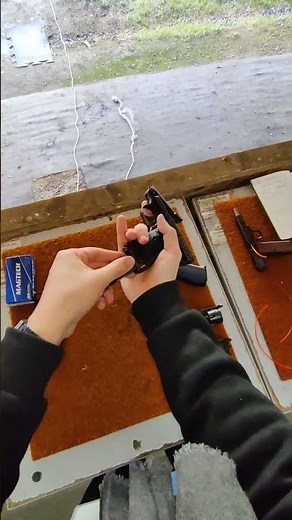 Shooting with the "Le Français" pistol