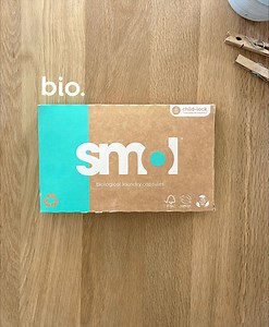 Our MOST asked question... 💡⁠ WHAT is the difference between bio & non bio laundry?⁠ ⁠ The main difference between biological and non biological detergents is the presence or absence of enzymes. Sounds fancy right? 🤓⁠ ⁠ 💚 BIO's enzymes are really effective at breaking down common stubborn stains, on low temp washes (30-40 degrees) If you don’t have particularly sensitive skin, and you don’t have little ones to wash for, we’d recommend this⁠ ⁠ 💙NON BIO doesn't contain these enzymes, but are s