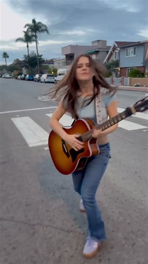 47K reactions · 798 comments | Teenage Dirtbag in the rain #acousticguitar #guitar #teenagedirtbag #singer #explore | Prestyn Smith | Facebook