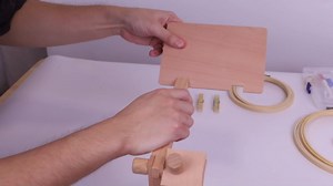 Adjustable Embroidery Hoop Stand,Embroidery Kit with 4pcs Different Size Embroidery Hoops,1 Embroidery Tool Kit,1 Pair of Thimbles,Wooden Embroidery Hoop Holder for Beginners.