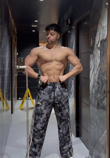 Won a lot of Olympias whilst waiting for the shower to heat up . CODE “KARA” @YOUNGLA CODE “JAY” @GHOST LIFESTYLE . #fyp #foryou #viral #gym #fitness