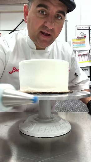 Cake Decorating Tutorial using Star Tips | 30-Second Challenge