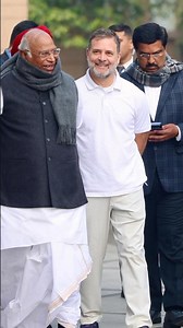 CWC की बैठक में पार्टी अध्यक्ष खरगे जी, CPP अध्यक्ष सोनिया गांधी जी और वरिष्ठ नेताओं के साथ।