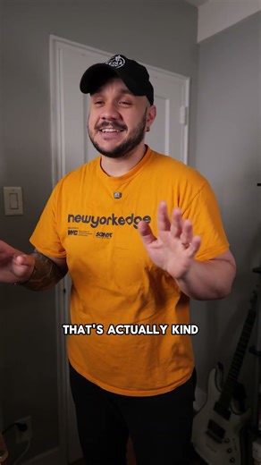 Is this the BEST VR Headset at this price??? #metaquest #vr #vrgaming #vrheadset #tech