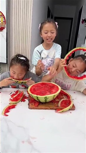 Use this to cut watermelons in summer! #FunFamily #ProductRecommendation