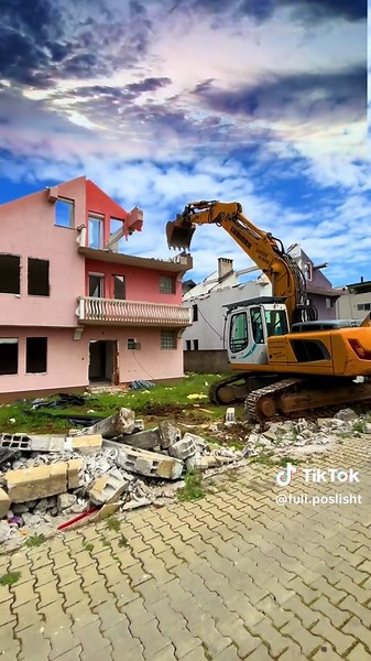 Fuli Poslisht (@fuli.poslisht)’s videos with original sound - Fuli Poslisht