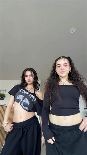 Dance Trends with Miirelais: Duo Dance Moves