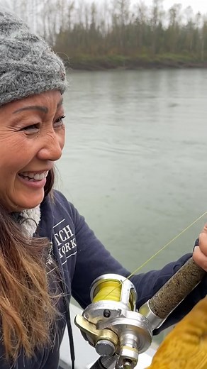 Stunning Sturgeon Jumping Out of Water: A Must-See Moment!