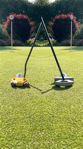 The US open summed up 😂.One of the best final rounds to a major that I remember seeing for a while .Jj holed a lot of putts (127 feet in the last 7 holes)! .Crazy how it comes down to just a one or two putts on the back 9 final round that separates the winner from second place .Drive for show putt for dough 😉.........#golf #golfdrills #golfdrill #golfdrillsforkids #golftips #golftip #golftipsdaily #golftipsforbeginners #putt #putting #puttputt #pütt #puttingdrills #puttingdrill #puttingtips #p