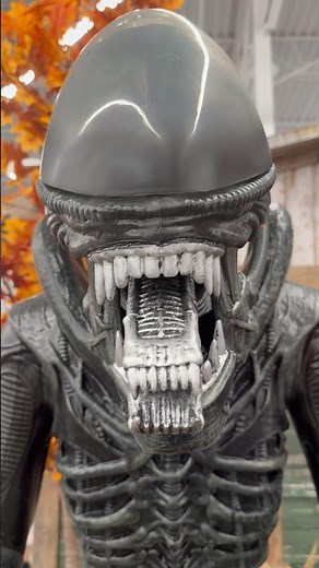 Alien ‪@spirithalloween‬ Xenomorph Animatronic! 👽💀#alien #xenomorph #spirithalloween #halloween