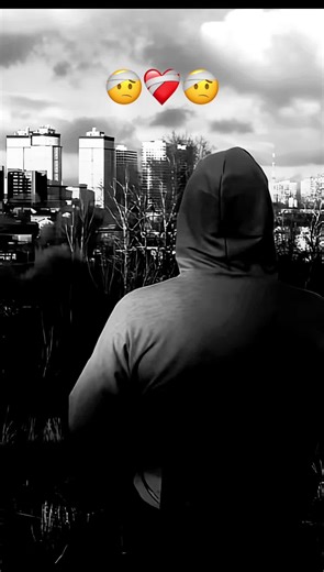 Wenn etwas wirklich für dich bestimmt ist, bleibt es bei dir – ohne Zweifel, ohne Spielchen 💫 Du musst nichts loslassen, nur um zu testen, ob es zurückkommt… denn echtes bleibt von Anfang an ❤️ Hör auf dein Gefühl, nicht auf Angst 🙏✨#emotional #schmerz #alleswirdgut #fürdich #fyp❤️