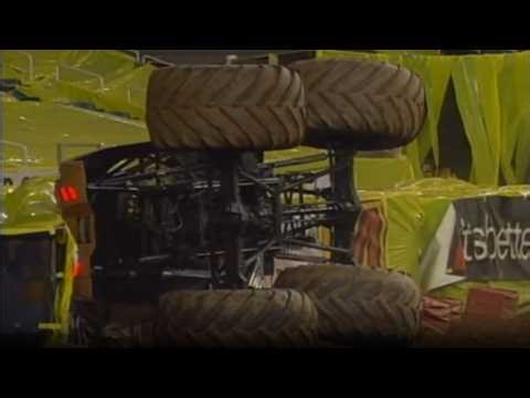 Watching Monster Truck Events: Monster Jam Atlanta 2001 Freestyle #96