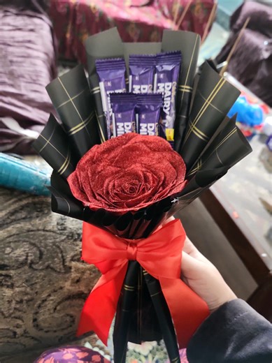 How to Wrap a Bouquet for Your Loved Ones