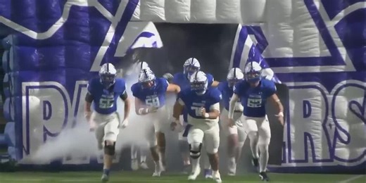 Van Alstyne ready for opening round of playoffs