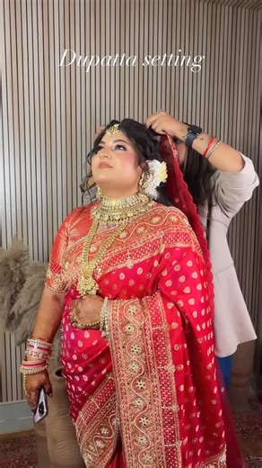 AN Makeup Studio & Academy on Instagram: "Duppata setting tips for my beautiful bride #bridalmakeup #makeupclass #bbsr #reels #makeuptips"