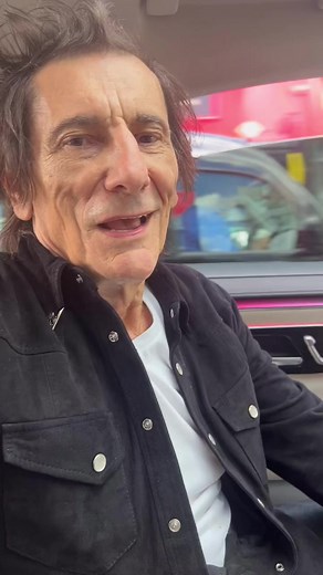 🧛🏻‍♂️🇬🇧Can’t wait to see The Hollywood Vampires tonight at the O2 arena! | Ronnie Wood